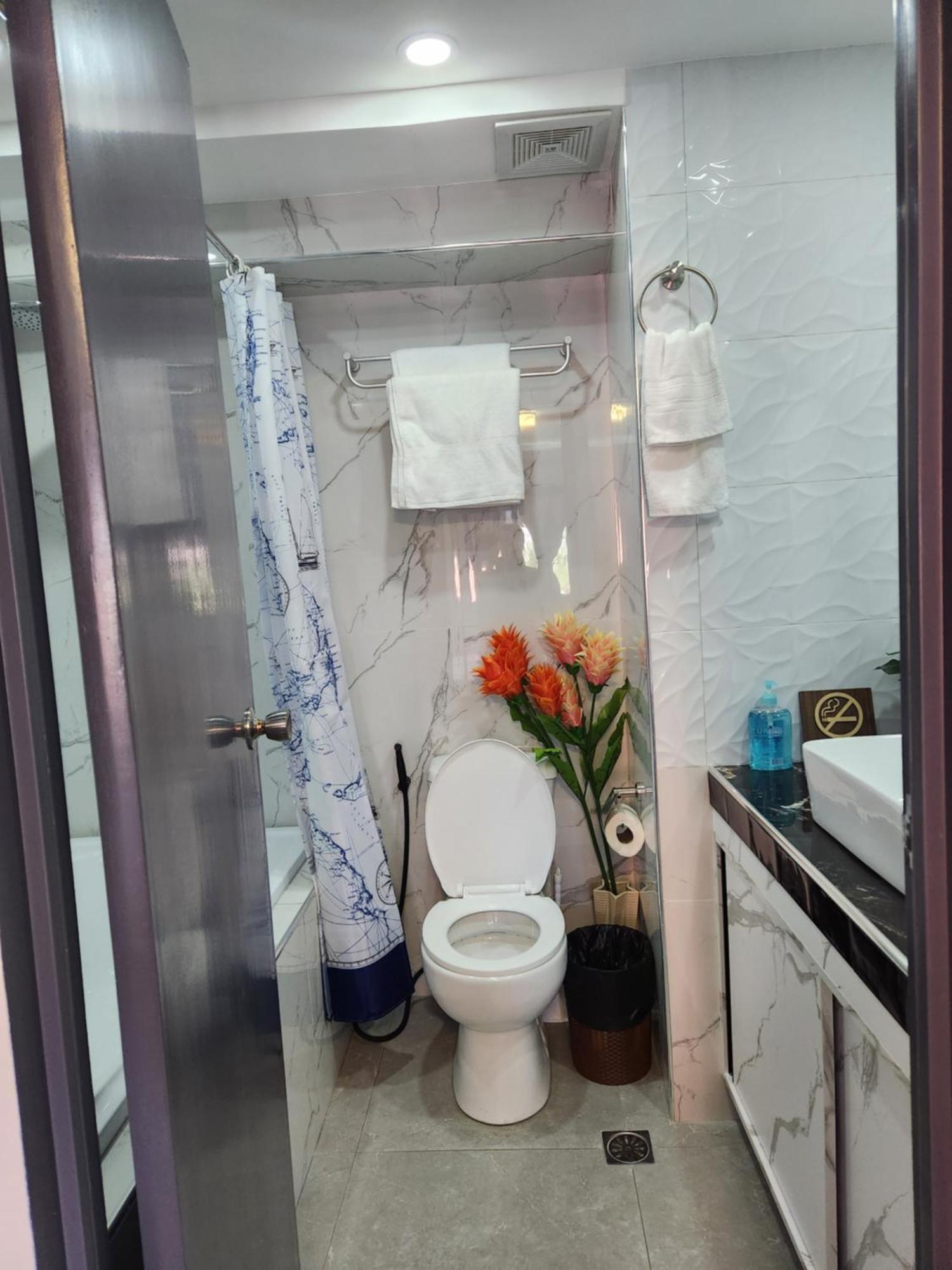 Condo Azur Suites B207 Near Airport, Netflix, Stylish, Cozy With Swimming Pool Île de Mactan Extérieur photo